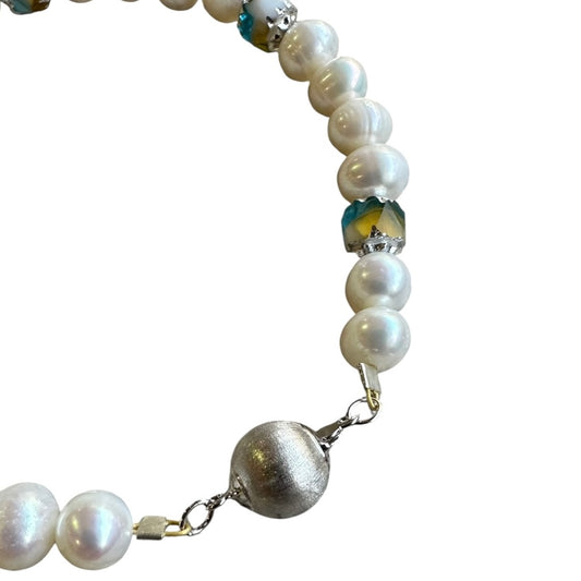 Bracelet - Freshwater Pearl with Chez Glass Beads 6mm