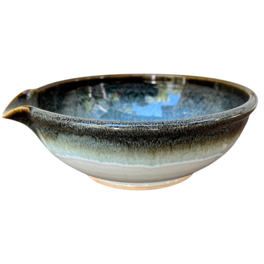 Mixing Bowl with Lip - Jun