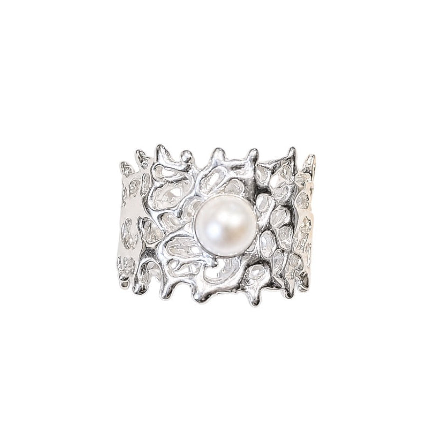 Ring - Fan of the Sea, Silver with White Freshwater Pearl