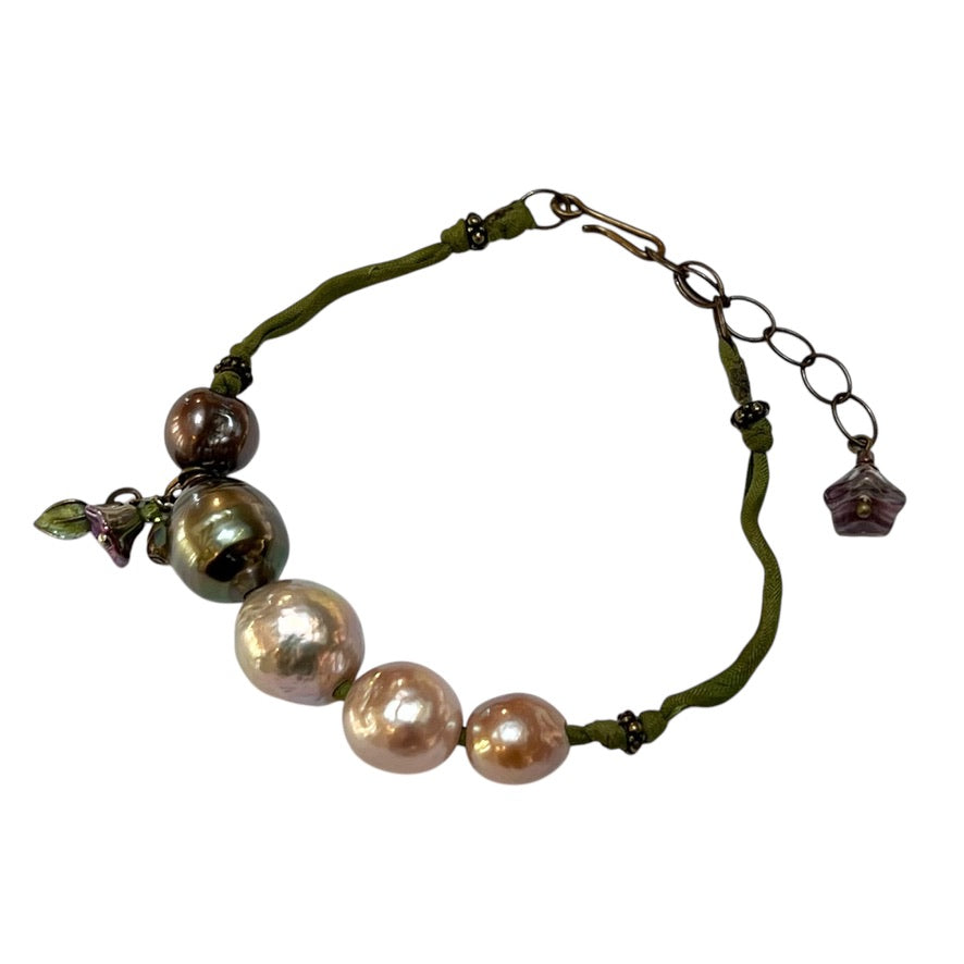 Bracelet - Tahitian and Edison Pearls