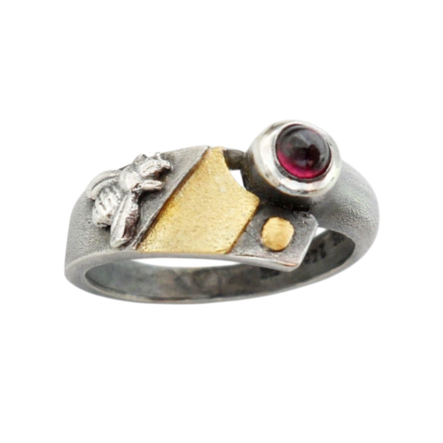 Ring - September Bee, Garnet