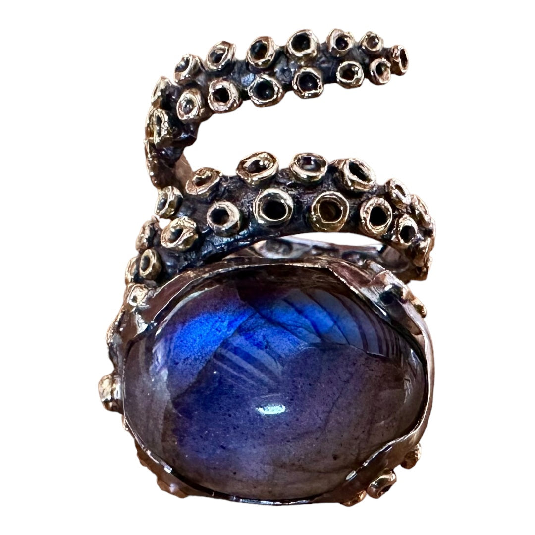 Ring - Octopus, Black Rhodium Featuring Labradorite