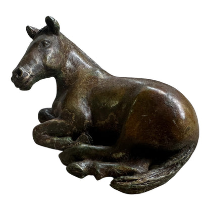 Horse Sitting 2 of 50