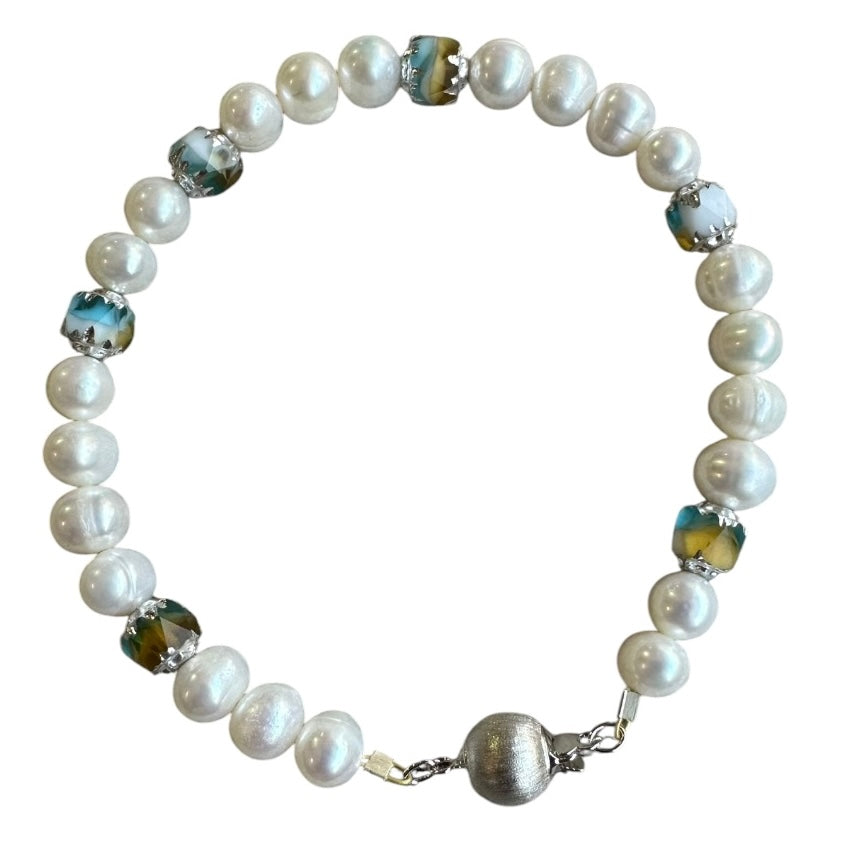 Bracelet - Freshwater Pearl with Chez Glass Beads 6mm