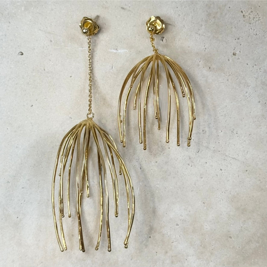 Earring - Anemone Runway, Single Large, Gold Finish