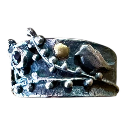 Ring - Garnet Magpie