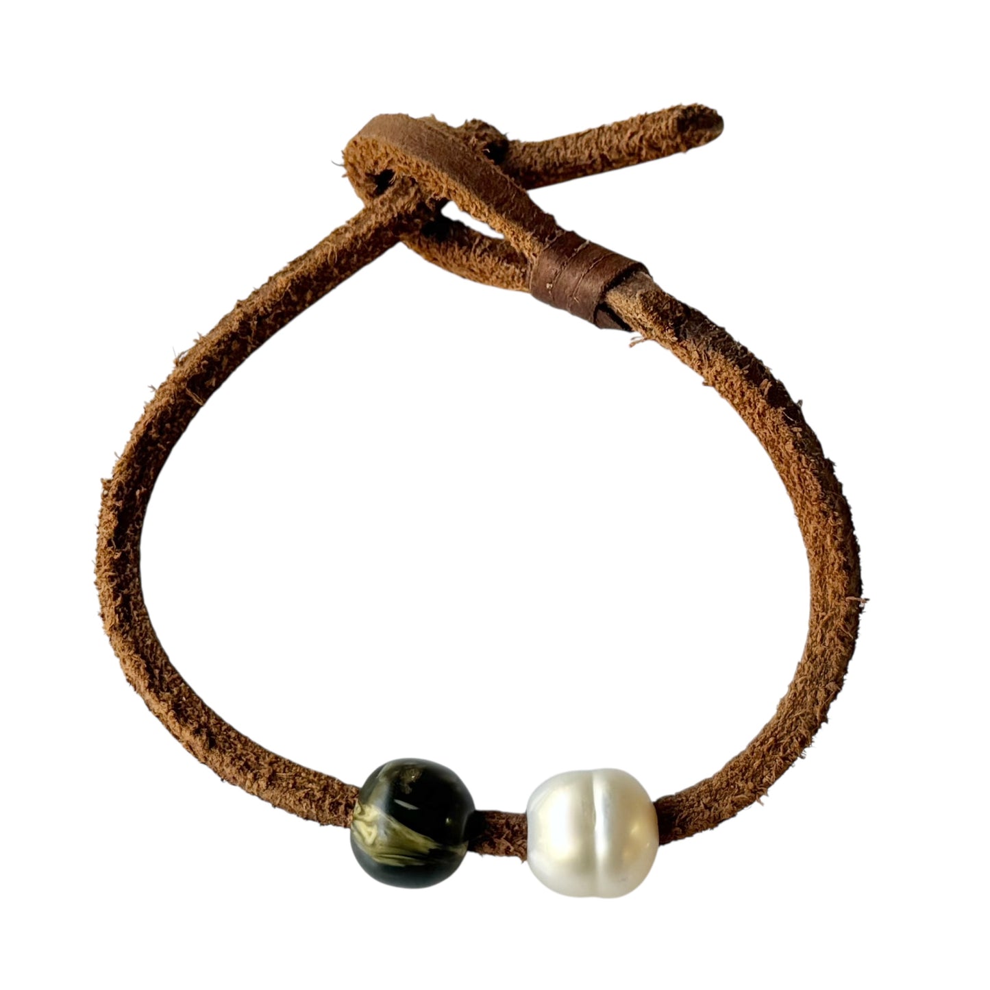 Bracelet - 13.5mm South Sea Broome Pearl and Horn Bead