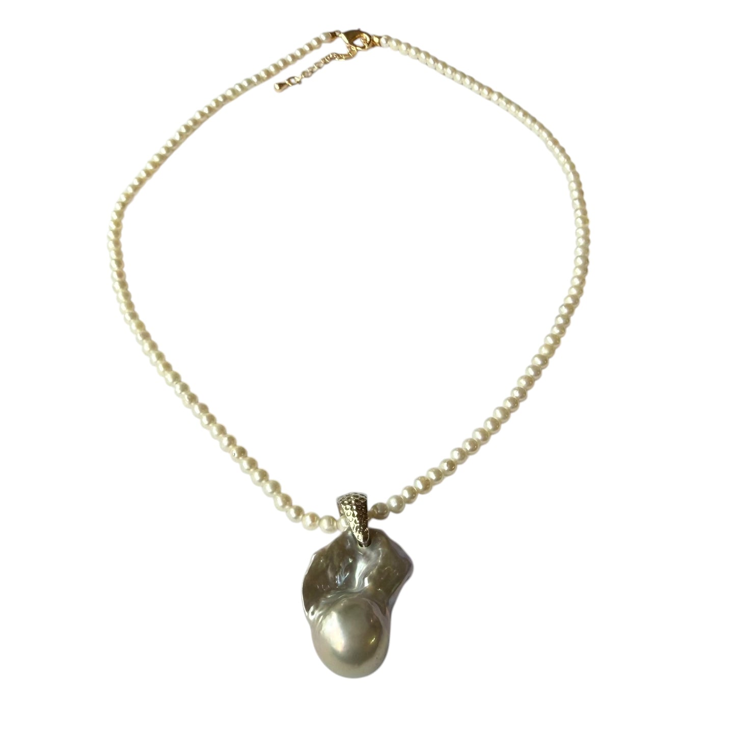 Necklace - Baroque Pearl on Fresh Water Pearl Strand