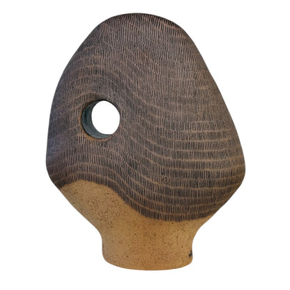 Where the Lines Settle