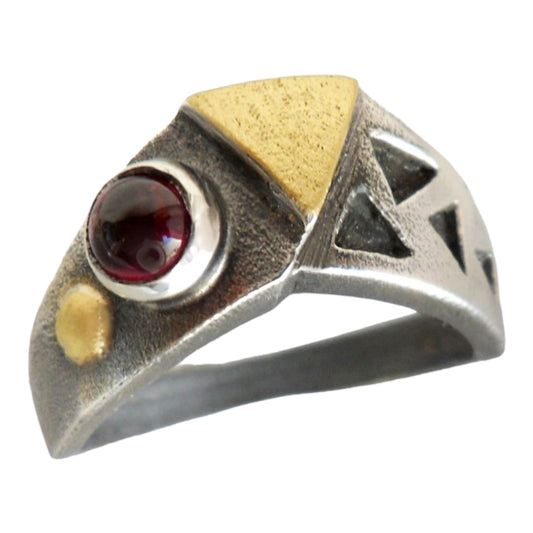 Ring - Garnet and Triangles