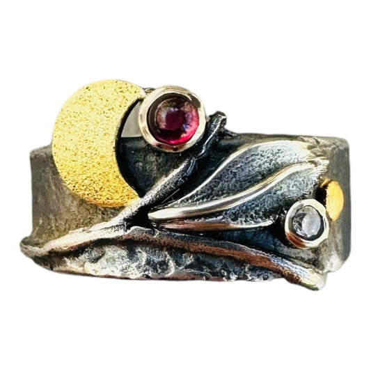 Ring - Leaf and Garnet