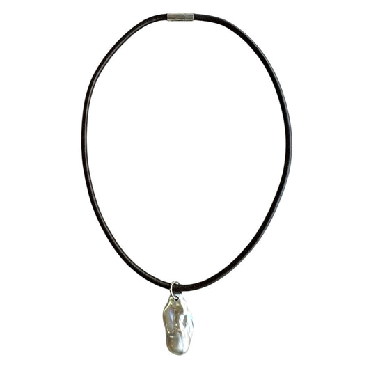 Necklace - Baroque Pearl on Brown Leather