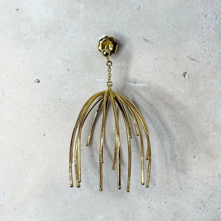 Earring - Anemone Runway, Single Medium, Gold Finish