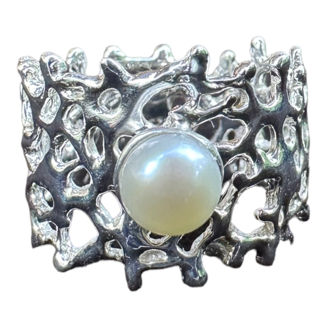 Ring, Fan of the Sea, Sterling Silver, Freshwater Pearl