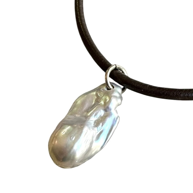 Necklace - Baroque Pearl on Brown Leather