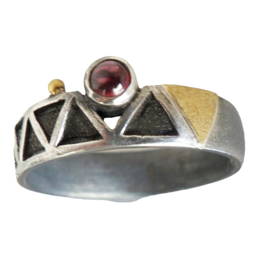 Ring - Garnet with Triangles and Drop