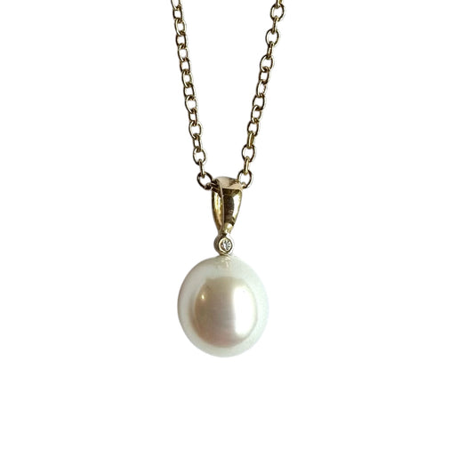 Pendant - Australian South Sea Pearl 9-10 mm 1 Diamond 0.005 ct 9Kt Yellow Go