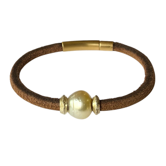 Bracelet - 13.5mm South Sea Champagne Pearl on Brown Leather