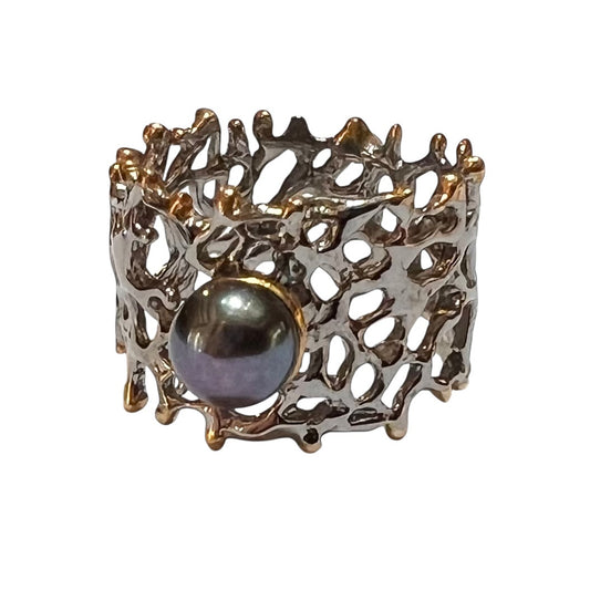 Ring - Fan of the Sea, Rhodium and Black Pearl, Yellow Gold Accents
