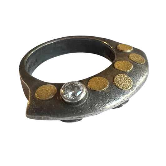 Ring - Cirled Edge