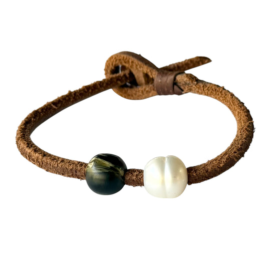 Bracelet - 13.5mm South Sea Broome Pearl and Horn Bead