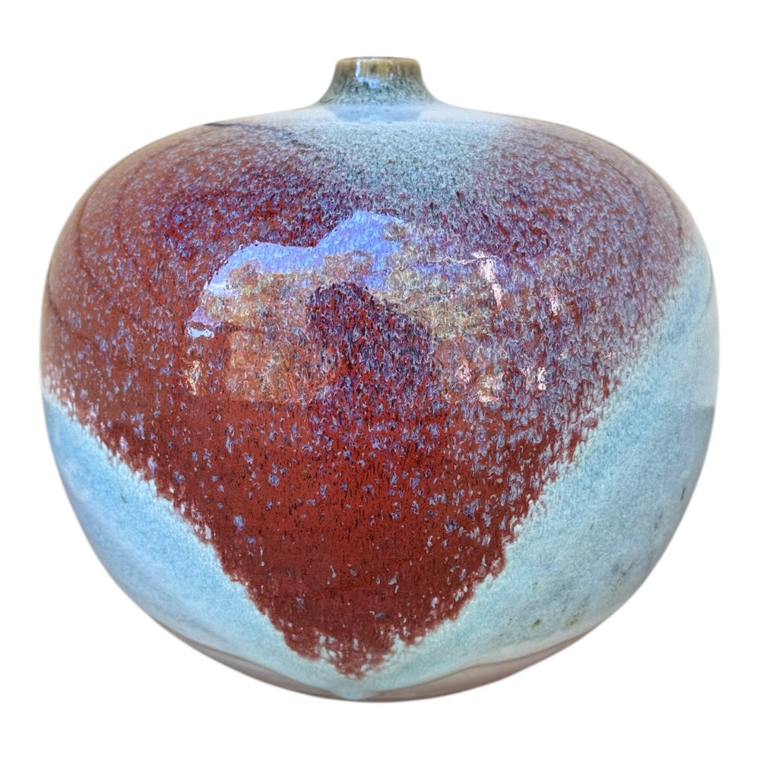 Point Pot Jun with Decoration