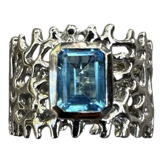 Ring, Fan of the Sea, Black Rhodium, Featuring Emerald Cut Blue Topaz