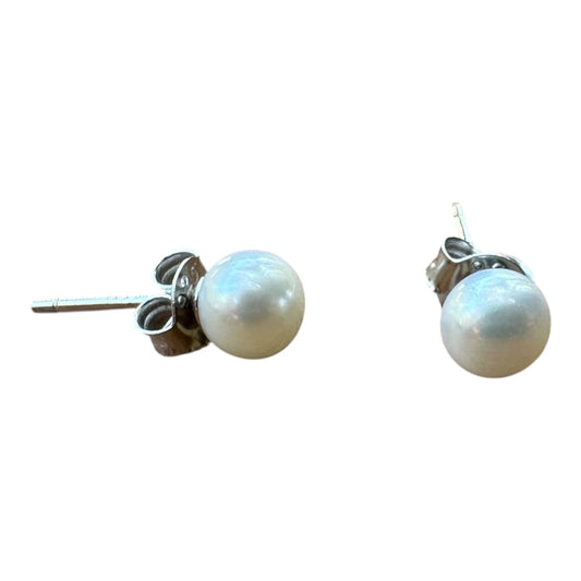 Studs - Pearl 5mm White