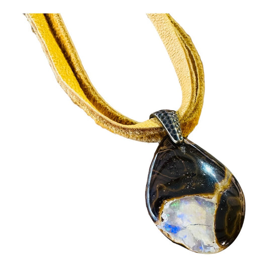 Necklace - Matrix Nut Opal from Yowah with Brass