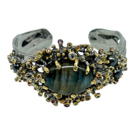 Cuff - Jewel of the Sea with Black Pearls