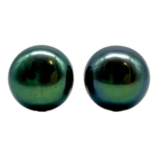 Studs, 10mm Black Pearls