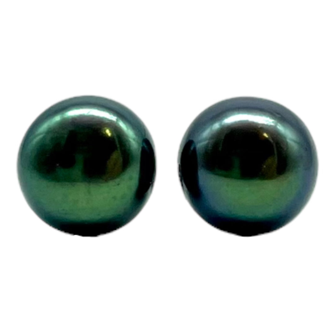 Studs, 10mm Black Pearls