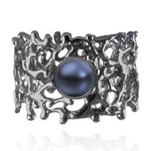 Ring - Fan of the Sea, Rhodium and Black Pearl