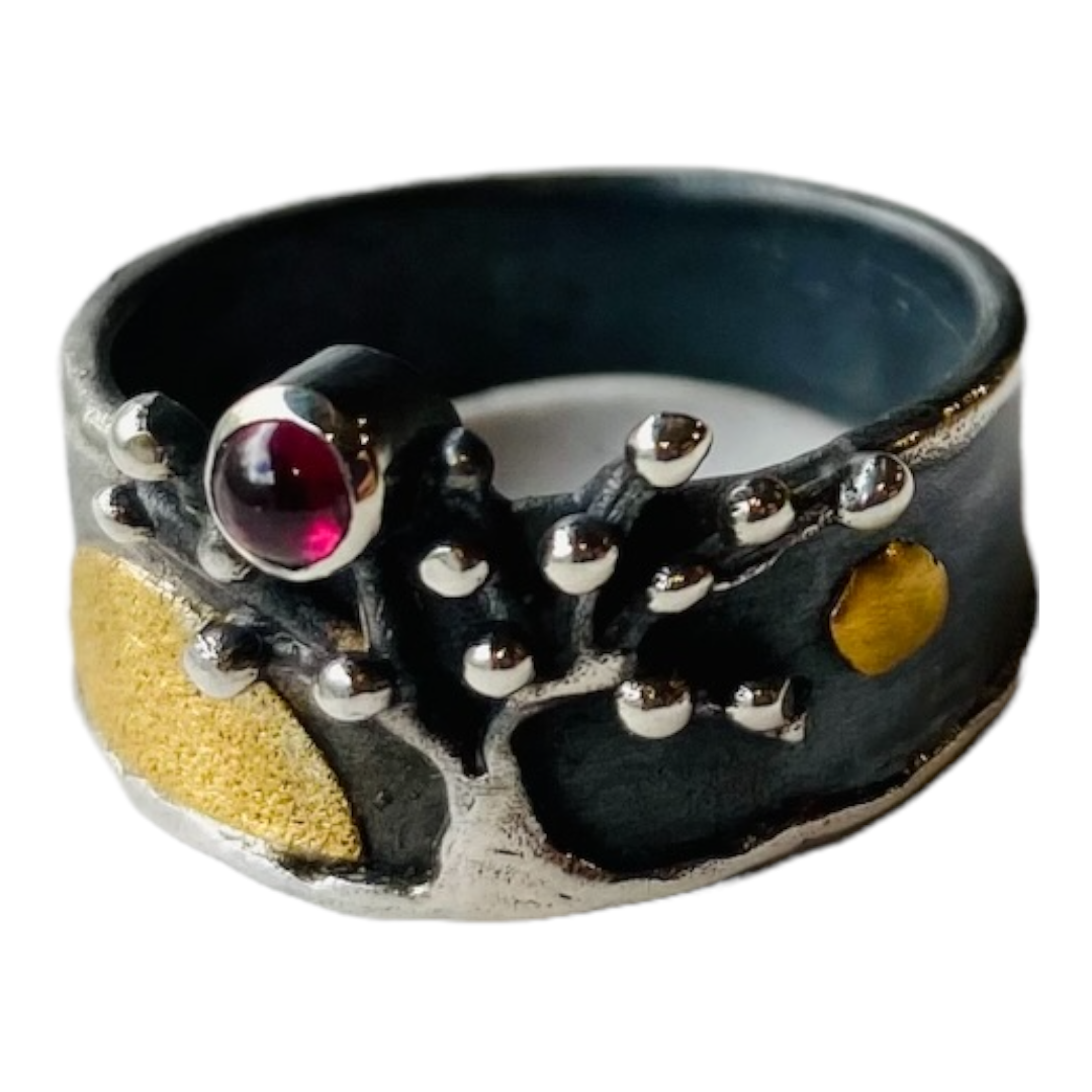 Ring - Garnet Tree