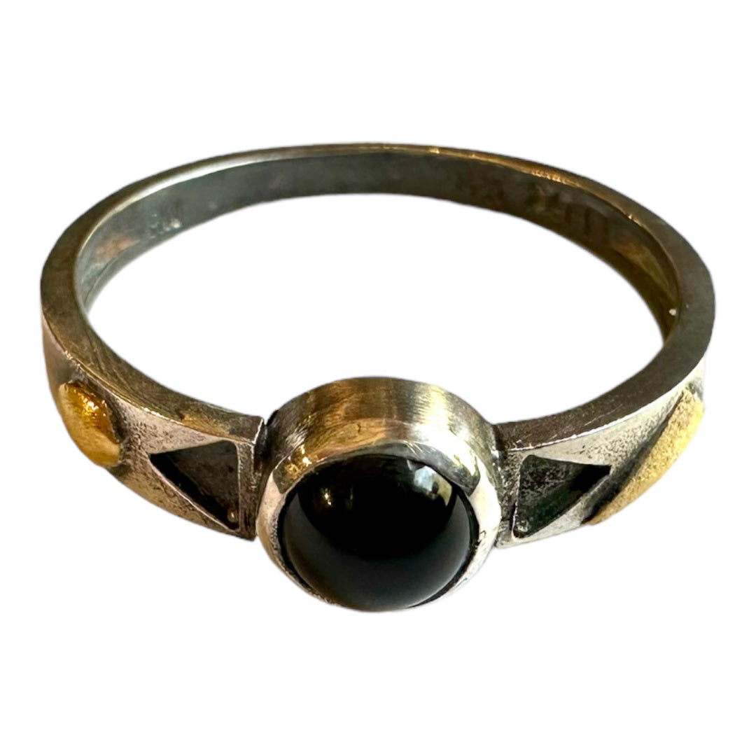 Ring - Onyx  Dome
