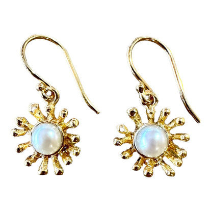 Earrings - Anemone, White Pearl and Yellow Gold Finish