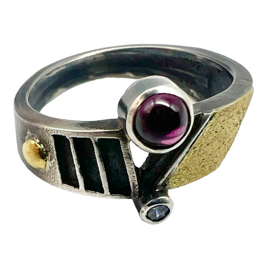 Ring - Garnet CZ with stripes